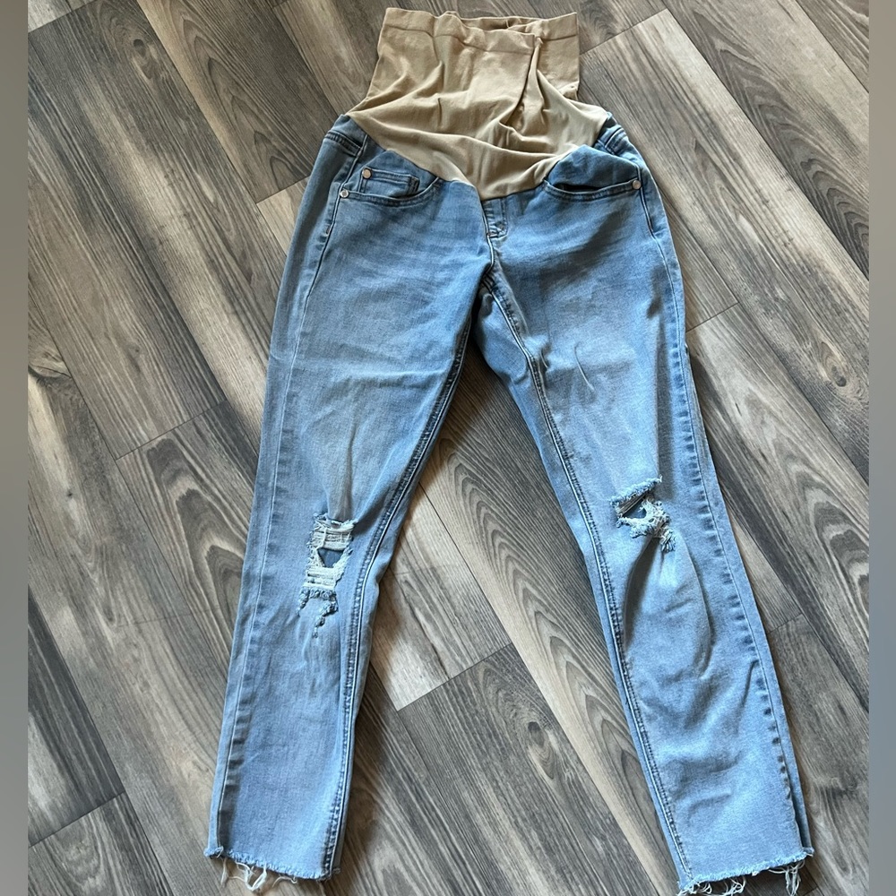 Cropped mom jean
